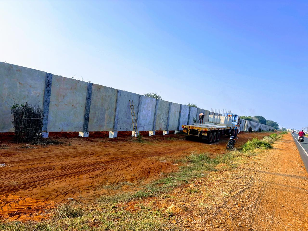 WhatsApp Image 2025-09-22 at 6.13.04 PM